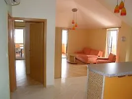 Pintar One Bedroom Hotel 3*